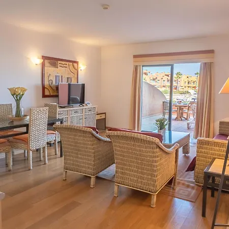 Marina Sea View بورتيماو